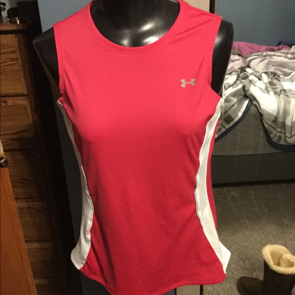 Under Armour sleeveless work out top.